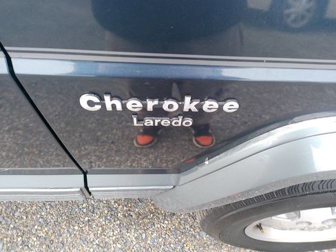 Used 1989 Jeep Cherokee Laredo image 24