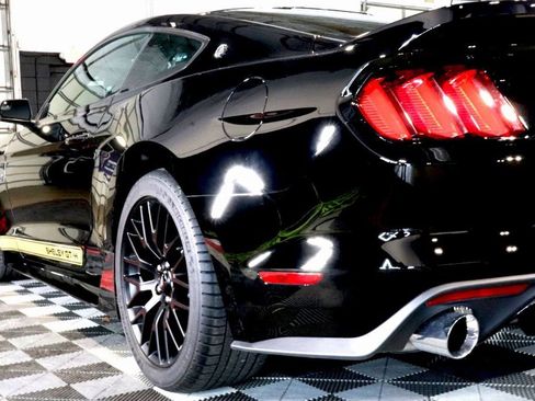 Used 2016 Ford Mustang GT Premium image 24