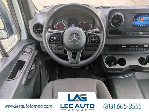 Used 2024 Mercedes-Benz Sprinter 2500 image 16