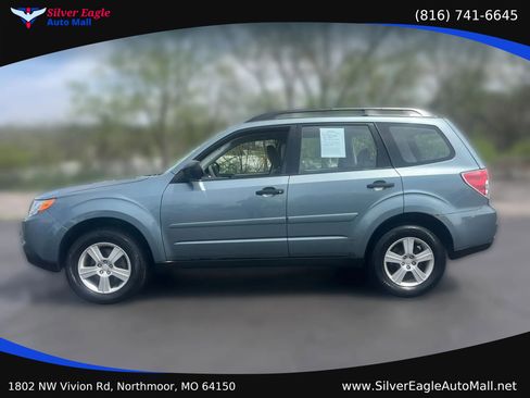 Used 2012 Subaru Forester 2.5X w/ Alloy Wheel Pkg AWD/4WD image 2