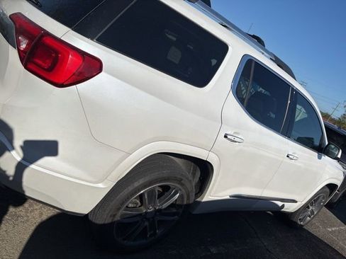 Used 2019 GMC Acadia Denali w/ Technology Package image 2