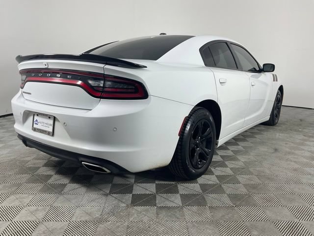 Used 2022 Dodge Charger SXT RWD image 9