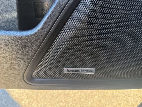 Used 2022 Subaru Outback Limited image 19