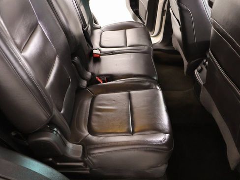 Used 2015 Ford Explorer XLT w/ Equipment Group 202B image 16
