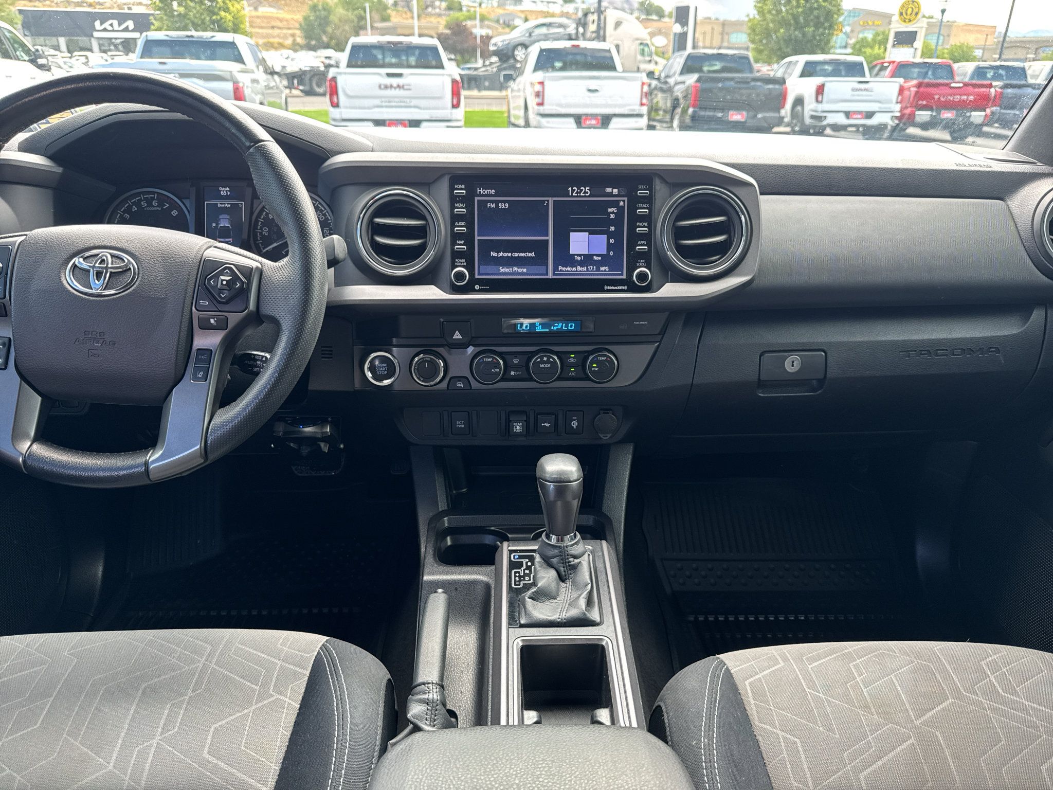 Certified 2023 Toyota Tacoma TRD Off-Road AWD/4WD image 9