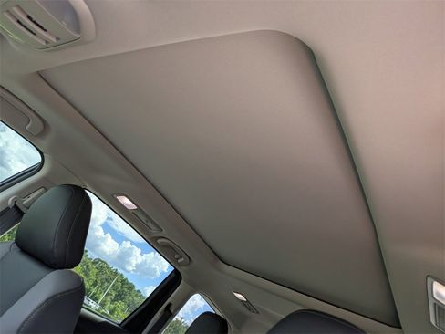 Certified 2025 Subaru Ascent Onyx Edition w/ Onyx Package image 18