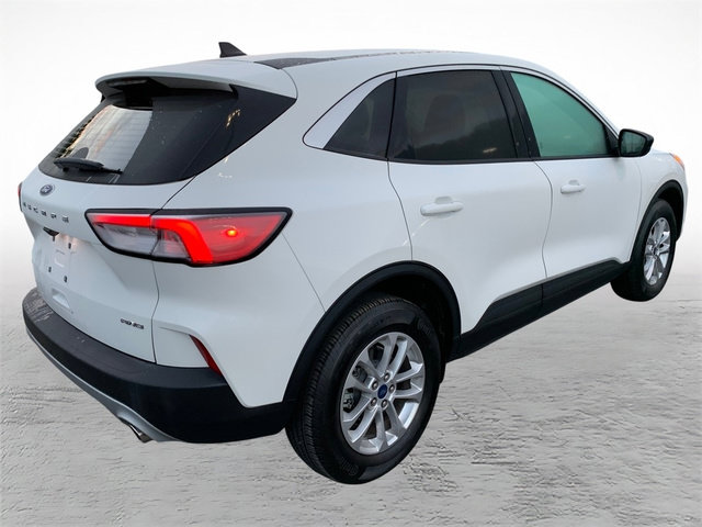 Certified 2022 Ford Escape SE w/ Convenience Package AWD/4WD image 2