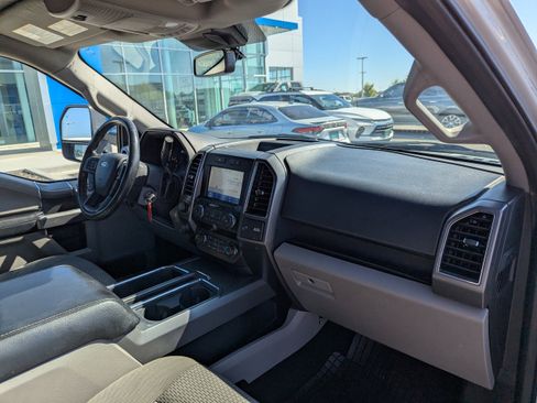 Used 2019 Ford F150 XLT w/ Equipment Group 302A Luxury AWD/4WD image 41