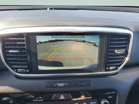 Used 2021 Kia Sportage EX w/ EX Technology Package AWD/4WD image 18