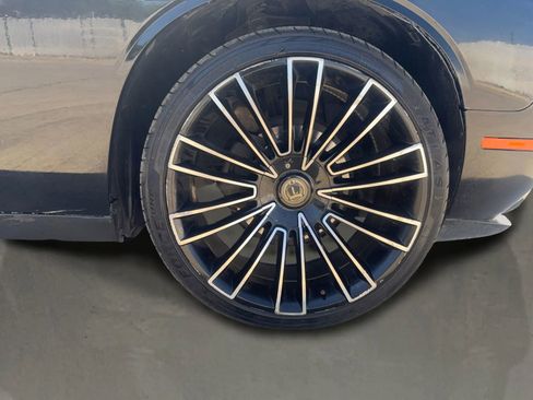Used 2019 Dodge Challenger SXT RWD image 12