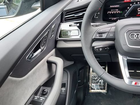 New 2026 Audi SQ8 Premium Plus AWD/4WD image 26