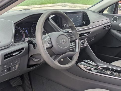 Used 2020 Hyundai Sonata SE w/ Cargo Package image 9