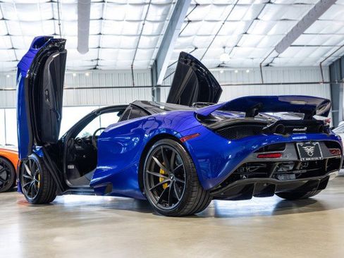 Used 2021 McLaren 720S Performance RWD image 4