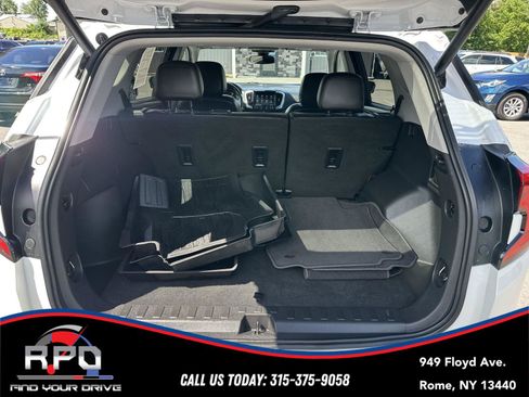 Used 2021 GMC Terrain SLT w/ Infotainment Package II AWD/4WD image 35