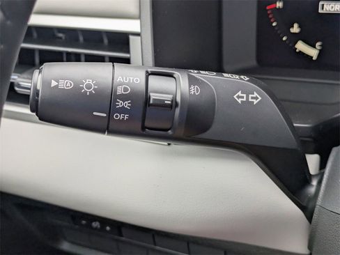 New 2025 Mitsubishi Outlander SEL image 29