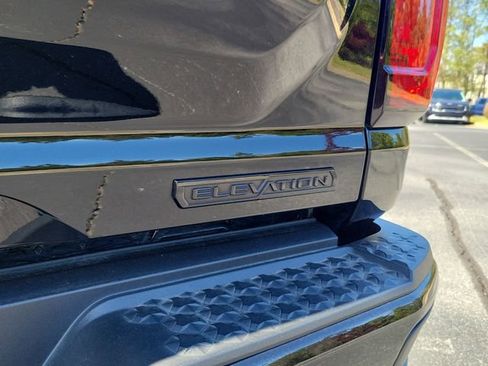 Used 2024 GMC Canyon Elevation w/ Elevation Premium Package image 9