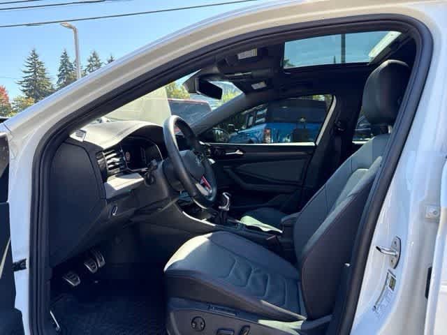 Used 2025 Volkswagen Jetta GLI Autobahn FWD image 13
