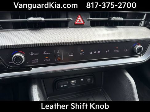 Certified 2025 Kia Sportage SX AWD/4WD image 20