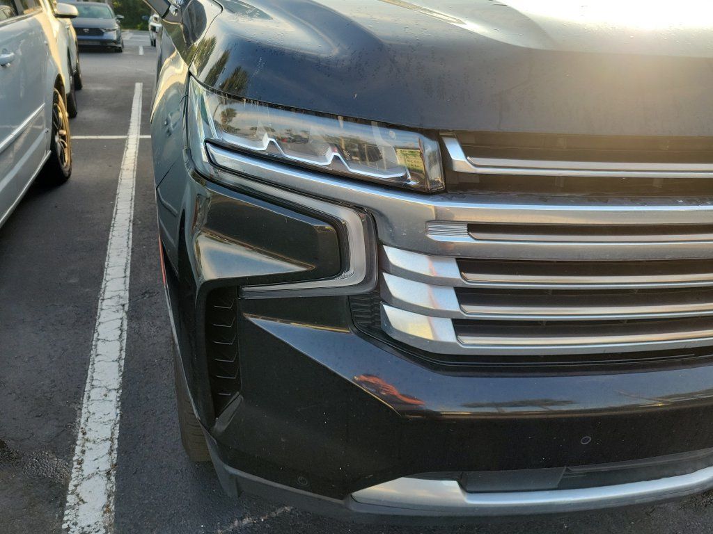 Used 2021 Chevrolet Tahoe High Country w/ Premium Package RWD image 8