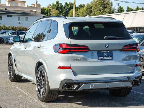 New 2026 BMW X5 xDrive50e w/ M Sport Package AWD/4WD image 6