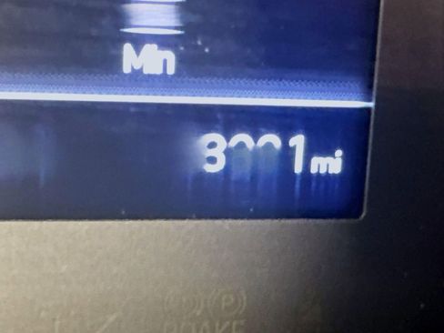 Used 2019 Hyundai Tucson Value FWD image 12