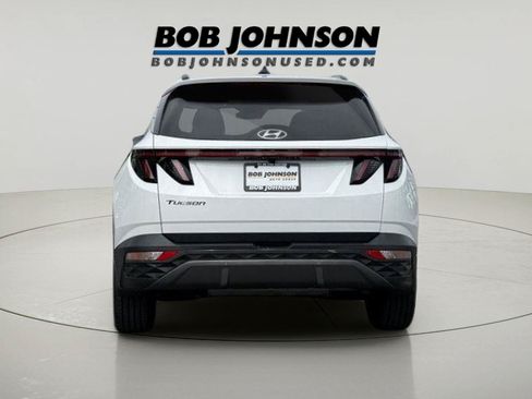 Used 2022 Hyundai Tucson Limited FWD image 3