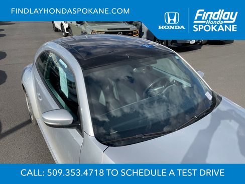 Used 2015 Volkswagen Beetle 1.8T FWD image 5