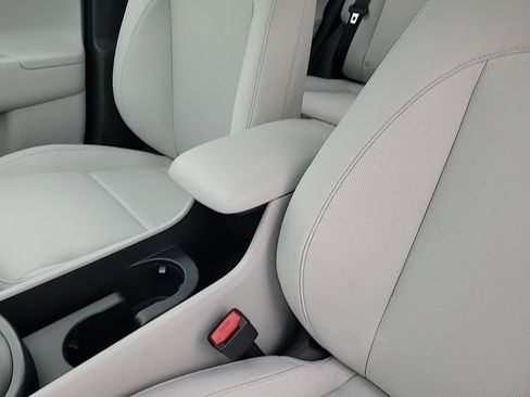 New 2026 Hyundai Kona SE image 21