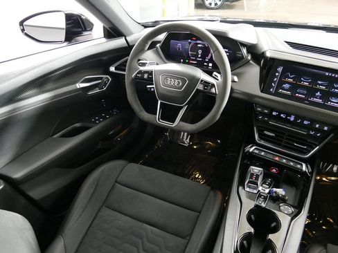 Used 2022 Audi e-tron GT Prestige w/ Prestige Package AWD/4WD image 23