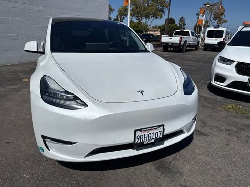 Used 2022 Tesla Model Y Long Range AWD/4WD image 7