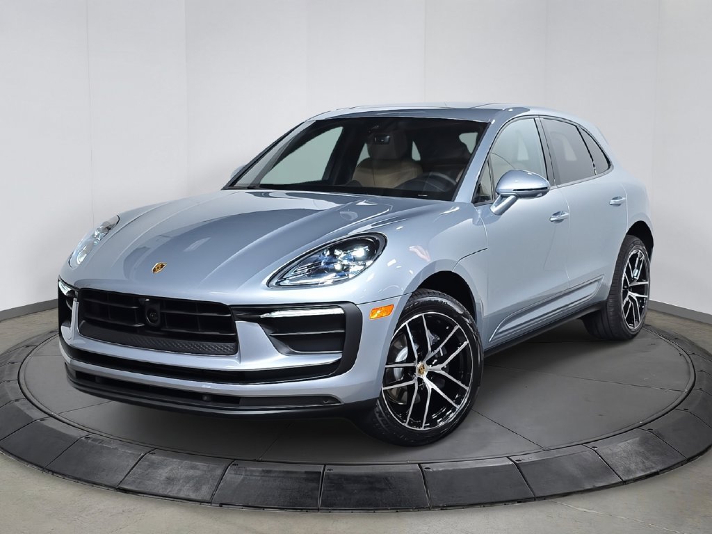 Certified 2026 Porsche Macan AWD/4WD image 1