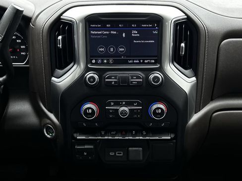 Used 2022 Chevrolet Silverado 2500 LT w/ Convenience Package AWD/4WD image 20