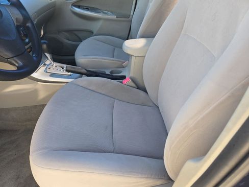 Used 2011 Toyota Corolla LE image 15