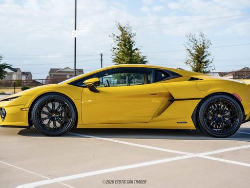 Used 2026 Lamborghini Temerario AWD/4WD image 1