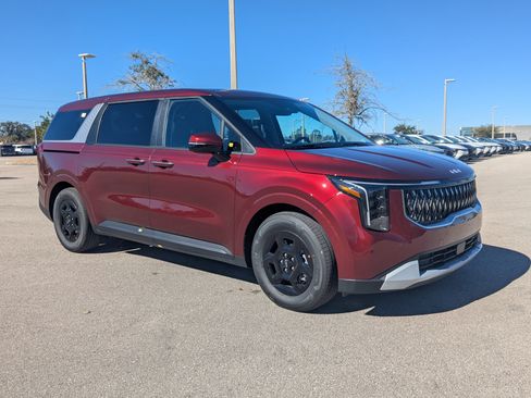 New 2026 Kia Carnival image 2