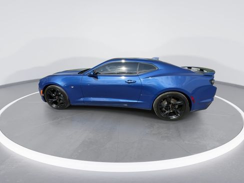 Used 2022 Chevrolet Camaro SS RWD image 11