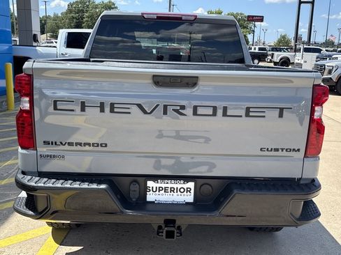 Used 2025 Chevrolet Silverado 1500 Custom Trail Boss w/ Turbomax Blackout Package AWD/4WD image 4