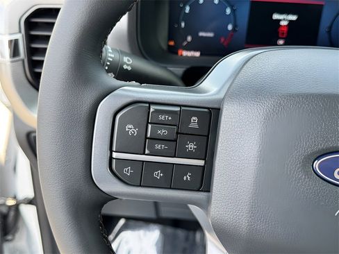 New 2025 Ford F150 Lariat w/ Equipment Group 502A High image 17