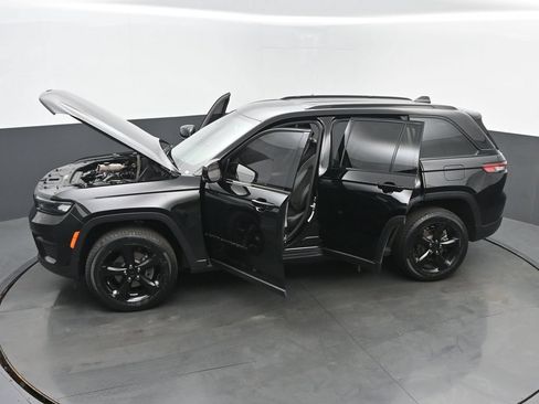 Used 2023 Jeep Grand Cherokee Altitude AWD/4WD image 60