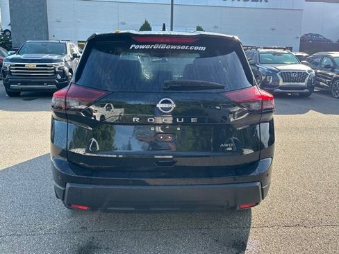 Certified 2025 Nissan Rogue S AWD/4WD image 4
