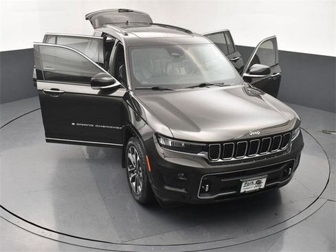 Certified 2022 Jeep Grand Cherokee L Overland w/ Luxury Tech Group IV image 24