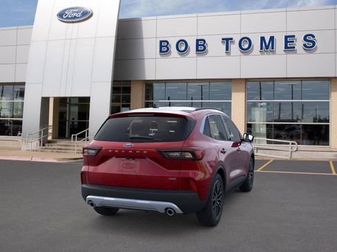 New 2026 Ford Escape SE FWD image 9