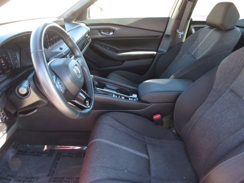 Certified 2025 Honda Accord Sport image 15