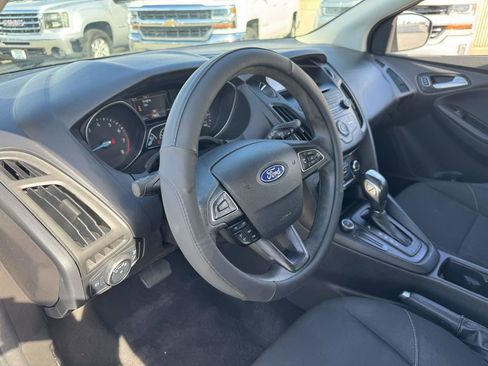 Used 2016 Ford Focus SE image 24