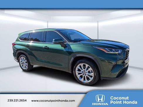 Used 2023 Toyota Highlander Limited image 1