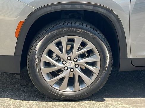 Used 2026 Buick Enclave Preferred w/ LPO, Floor Liner Package FWD image 7