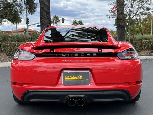 Used 2017 Porsche 718 Cayman S RWD image 22