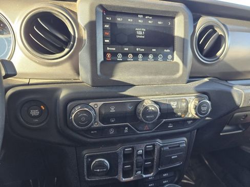 Used 2023 Jeep Wrangler Sport S image 4