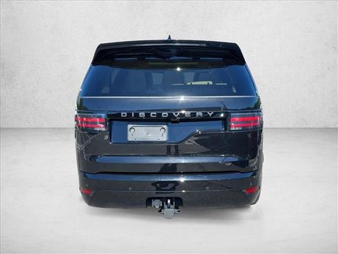 Used 2025 Land Rover Discovery Dynamic SE AWD/4WD image 6