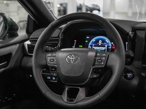 New 2026 Toyota Camry SE image 18